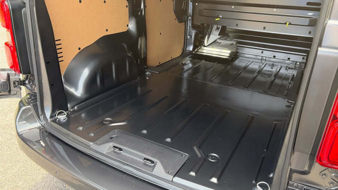 Vauxhall Vivaro L1 Diesel 1.5 Turbo D 120 Pro H1 Van - Image 43